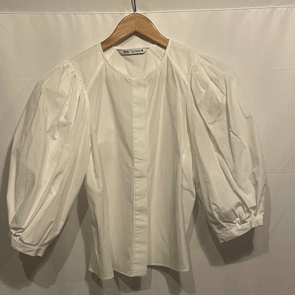 Women's White Puffy Sleeve Button Down Zara XS Top